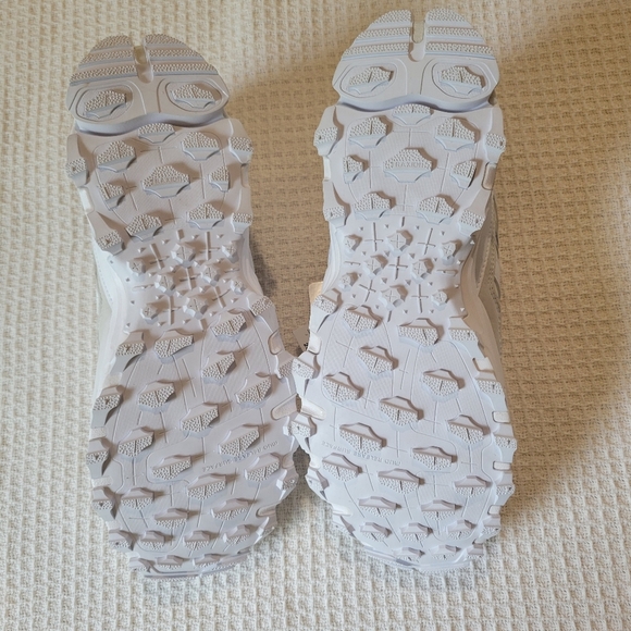 ADIDAS White and Silver Sneakers - Picture 6 of 16